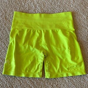 Oner Active EffortlessLift Shorts size medium